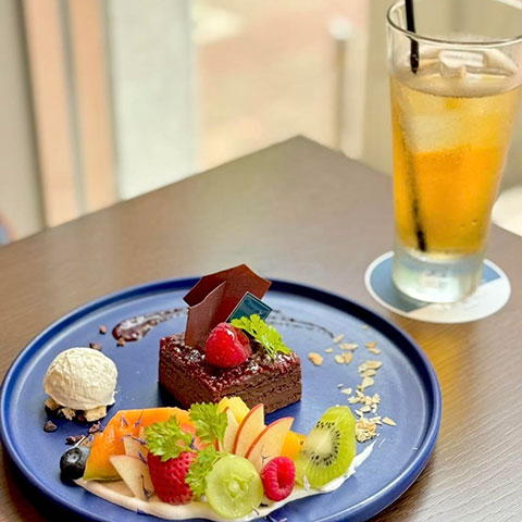 エクラ・ドウ・ペ　by アムシュティー