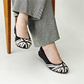 〈BUTTERFLY TWISTS〉