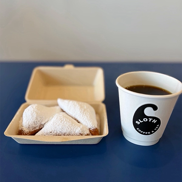 SLOTHCOFFEE ＆ TEA［朝日町］